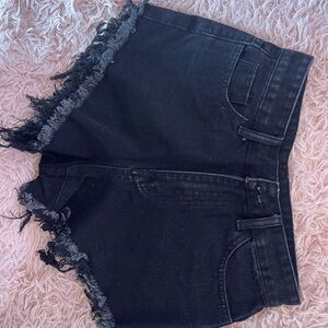 Trendy Black Frayed Hem Jean Shorts